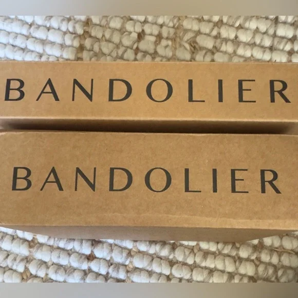 Bandolier iPhone & Pouch Set in Olive Green & Gold Accent - Picture 14 of 15